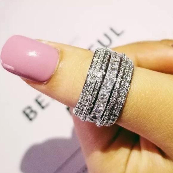 DIAMOND 925 STERLING SILVER BAND RING - Picture 1 of 5